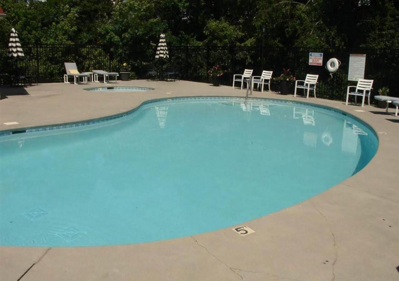 Relaxing Condo On The River - New Air Hockey Table Pigeon Forge Bagian luar foto