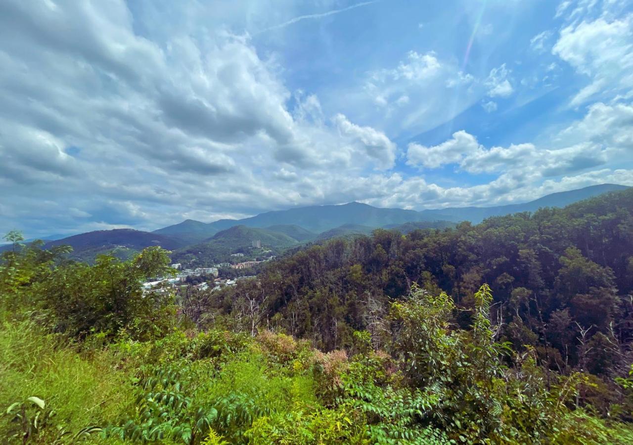 Relaxing Condo On The River - New Air Hockey Table Pigeon Forge Bagian luar foto